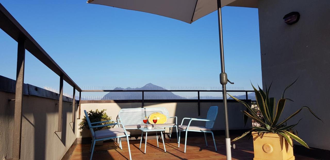 Terrace Lake View Stresa Exterior photo