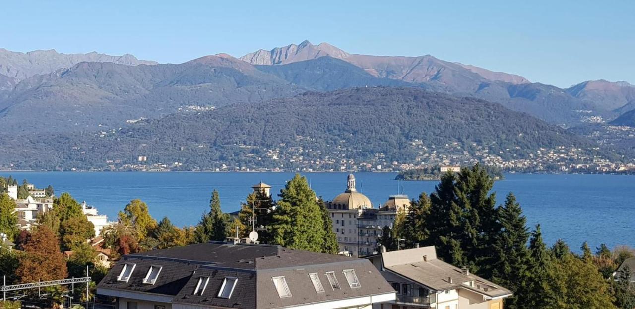 Terrace Lake View Stresa Exterior photo